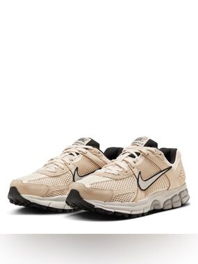 Nike Zoom Vomero 5 Pearl White/Chrome/Bone